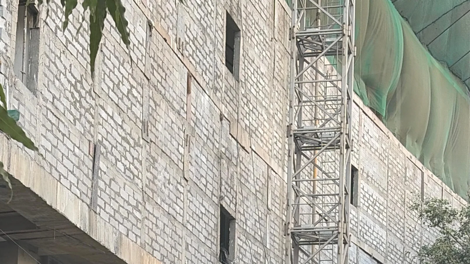 Hoarding at Andheri West, Mumbai — 40x40 ft non-lit outdoor advertising