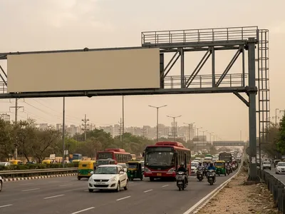 Metro Pillar at Pitampura, Delhi — outdoor advertising