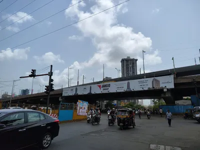 Bus Queue Shelter at Bus Shelter - Kandivali East Mumbai, 98996, Mumbai — outdoor advertising