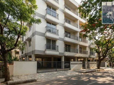 Apartment_society at ELGIN ASSOCIATION OF APARTMENT OWNERS, Kolkata — outdoor advertising