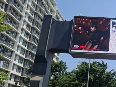Bus Queue Shelter at Bus Shelter - Mahim Mumbai, 102410, Mumbai — outdoor advertising