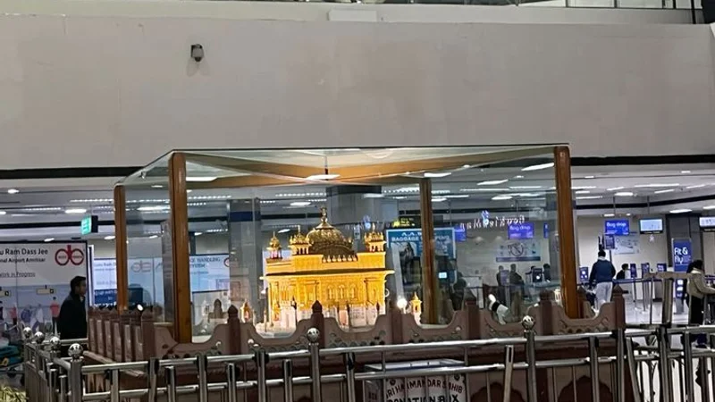Airport at Amritsar Airport, Amritsar — outdoor advertising