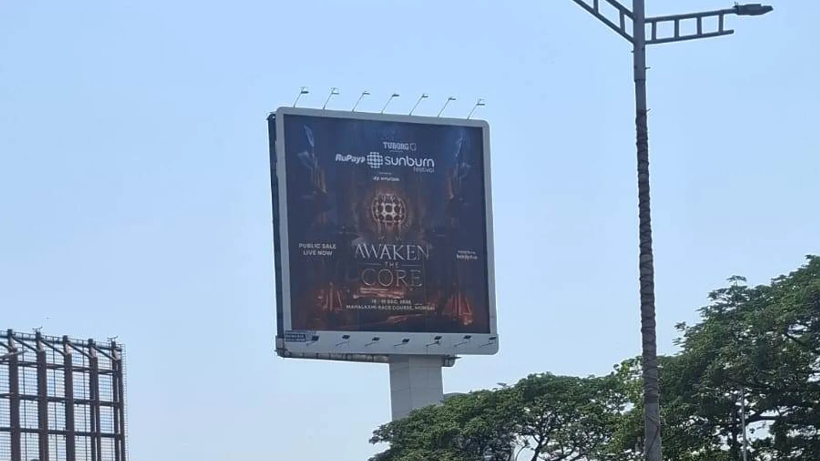 Bus Queue Shelter at Bandra West, Mumbai — back-lit outdoor advertising