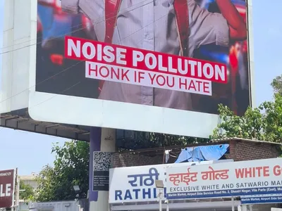 Bus Queue Shelter at Bus Shelter - Vile Parle Mumbai, 48483, Mumbai — outdoor advertising