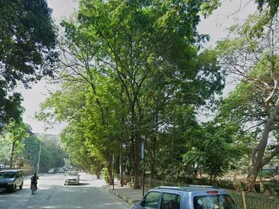 Bus Queue Shelter at Nerul Navi, Mumbai — outdoor advertising