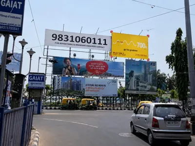 Hoarding at Kol 152 Kolkata, 92078, Kolkata — outdoor advertising