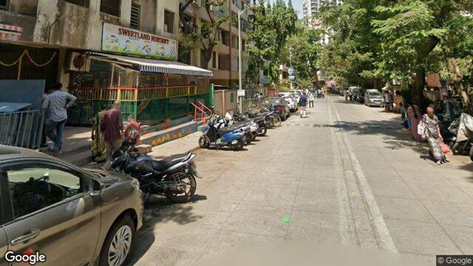 Bus Queue Shelter — Kandivali East, Mumbai — CupShup