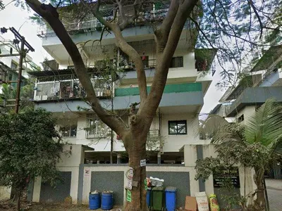 RIVER RESIDENCY