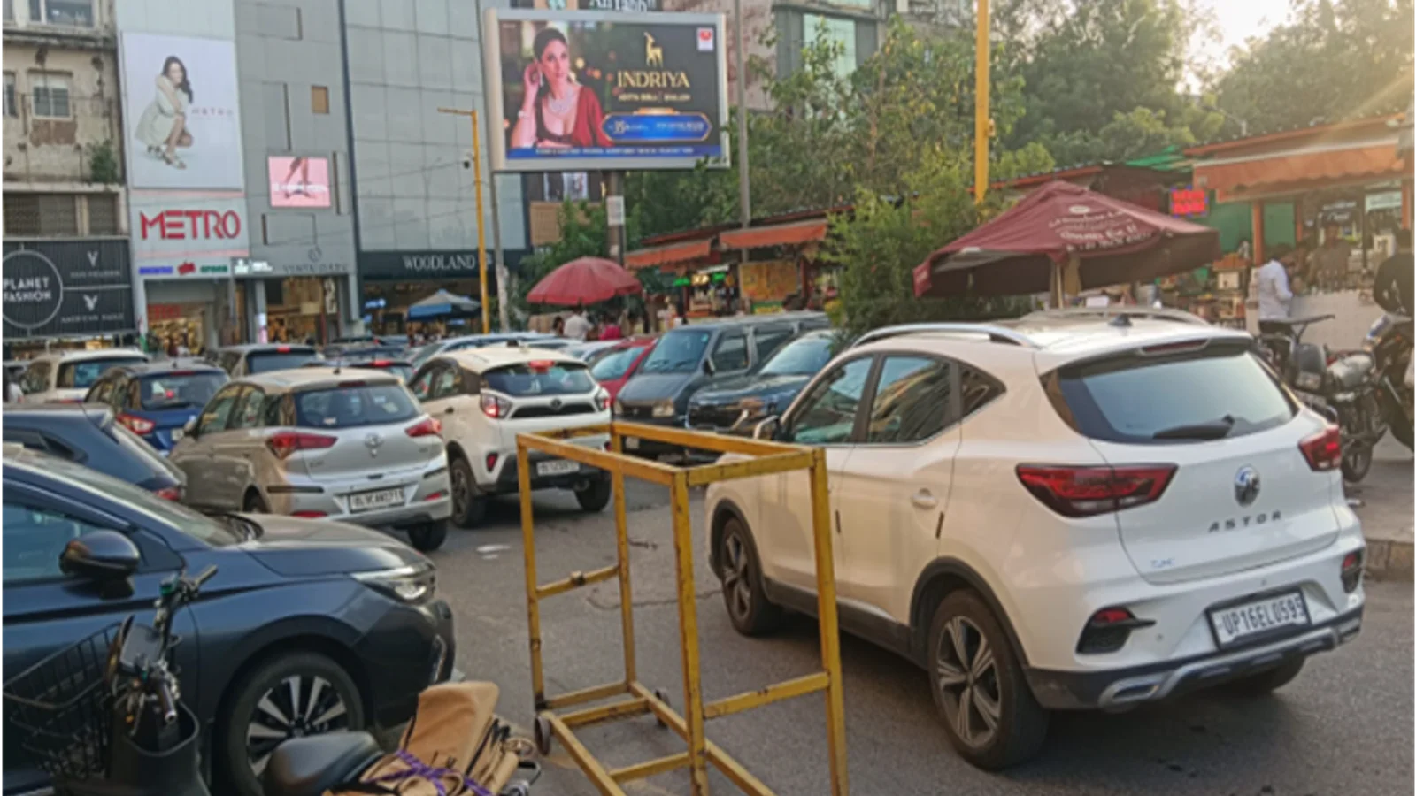 Hoarding at Roop Nagar, Delhi — 20x10 ft front-lit outdoor advertising