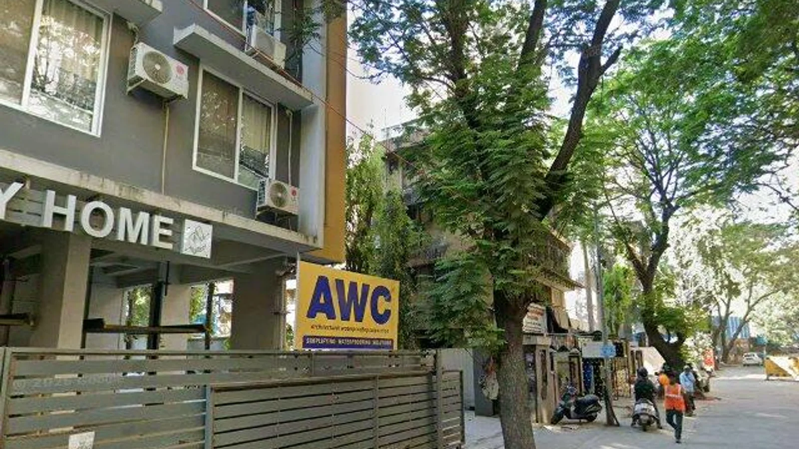 Hoarding — Vile Parle, Mumbai — CupShup