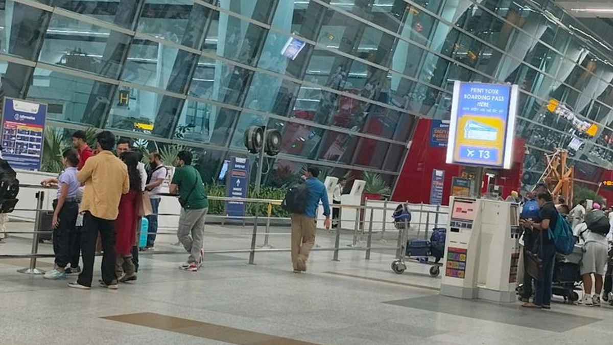 Airport Advertising at Delhi Airport, Delhi — airport advertising