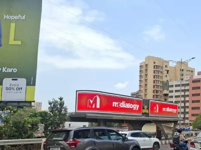 Bus Queue Shelter at Bus Shelter - Santacruz (West) Mumbai, 48487, Mumbai — outdoor advertising