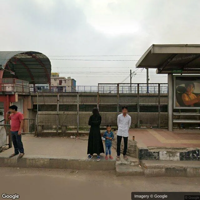 Bus Queue Shelter — Shahdara, Delhi — CupShup
