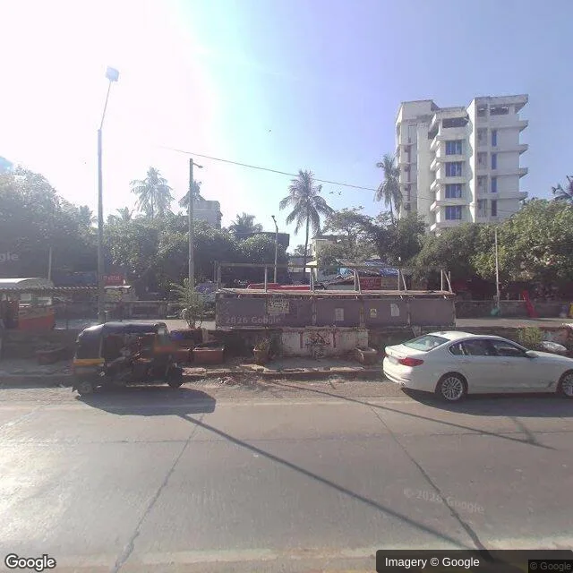 Bus Queue Shelter — Juhu, Mumbai — CupShup