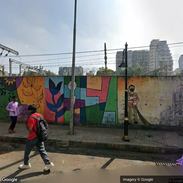 Bus Queue Shelter — Andheri East, Mumbai — CupShup
