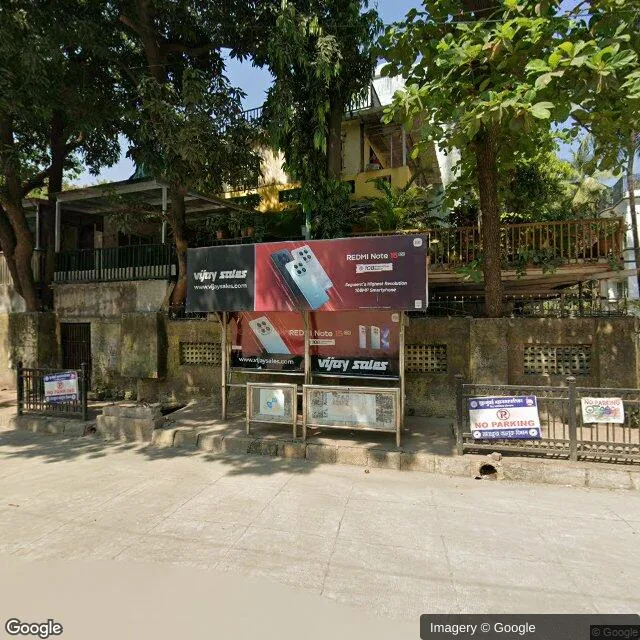 Bus Queue Shelter — Juhu, Mumbai — CupShup