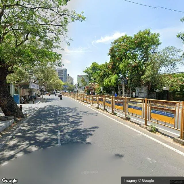 Bus Queue Shelter — Chennai — CupShup