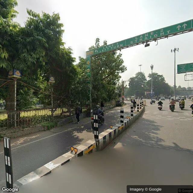 Digital OOH — Hazratganj, Lucknow — CupShup
