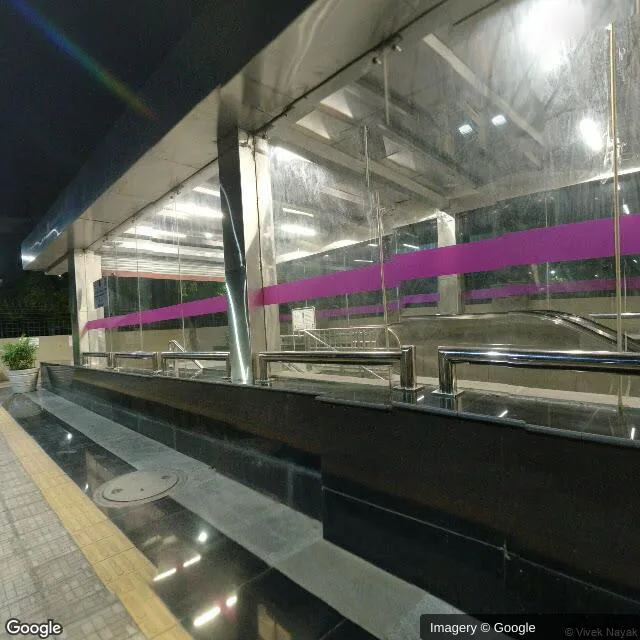 Metro Platform Screen Door — Janakpuri South,, Delhi — CupShup