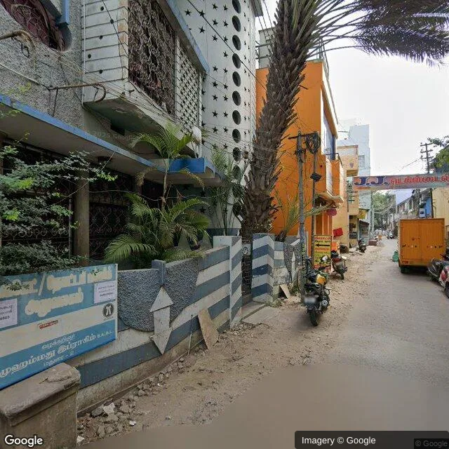Bus Queue Shelter at Bus Shelter - Madurai, 66004, Madurai — outdoor advertising