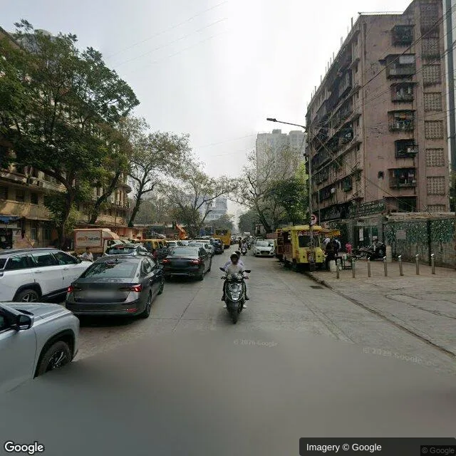 Bus Queue Shelter at Worli, Mumbai — outdoor advertising