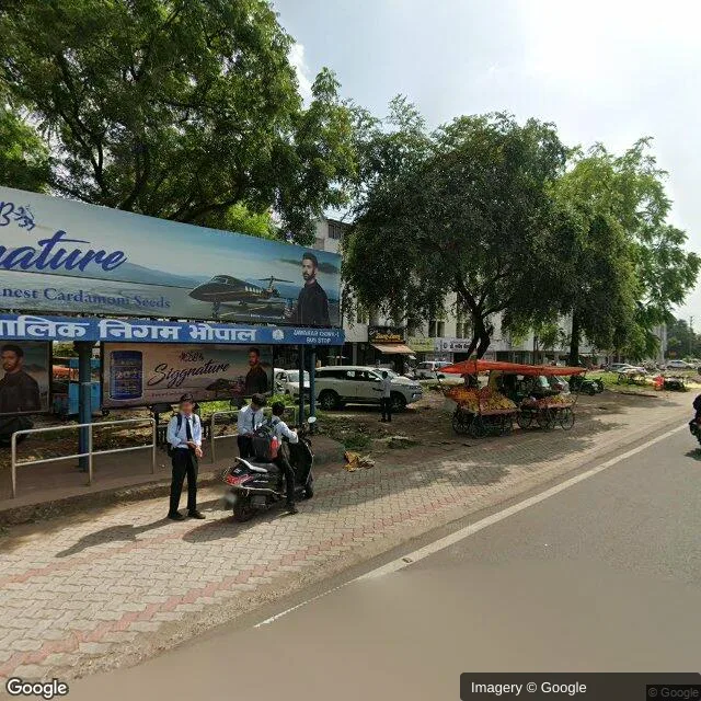 Bus Queue Shelter — TT Nagar,, Bhopal — CupShup
