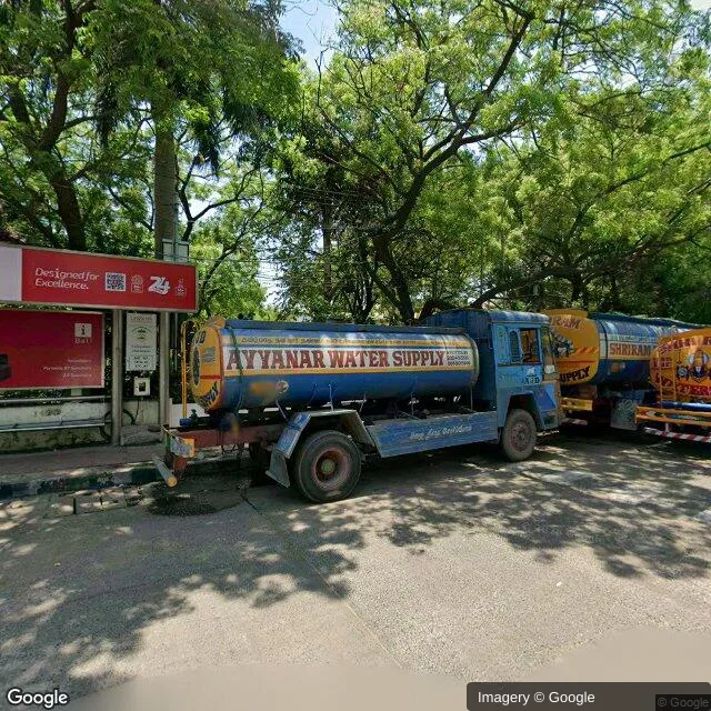 Bus Queue Shelter at Bus Shelter - Chennai, 25505, Chennai — outdoor advertising