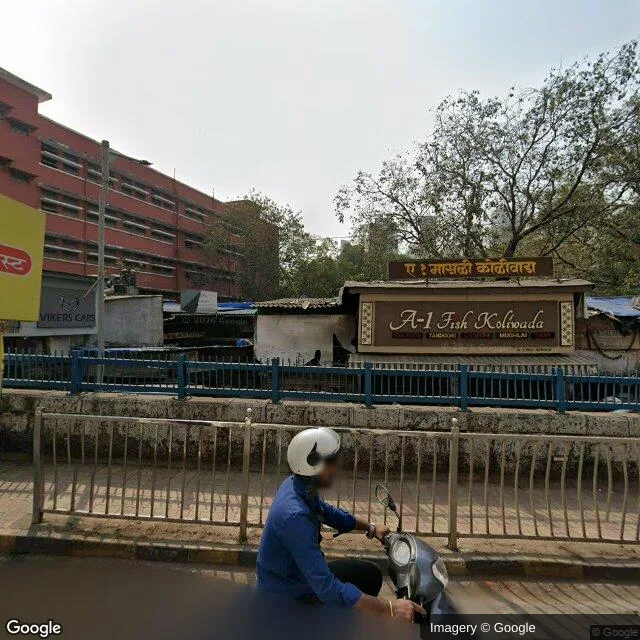 Bus Shelter - Grant Road Mumbai, 101677