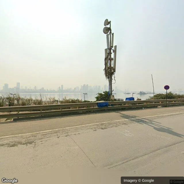 Bus Shelter - Bandra West Mumbai, 98138