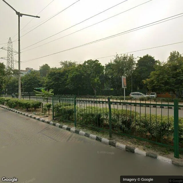 Bus Queue Shelter at Dwarka, Delhi — outdoor advertising