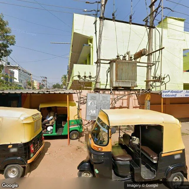 Hoarding — Cross, Davanagere — CupShup