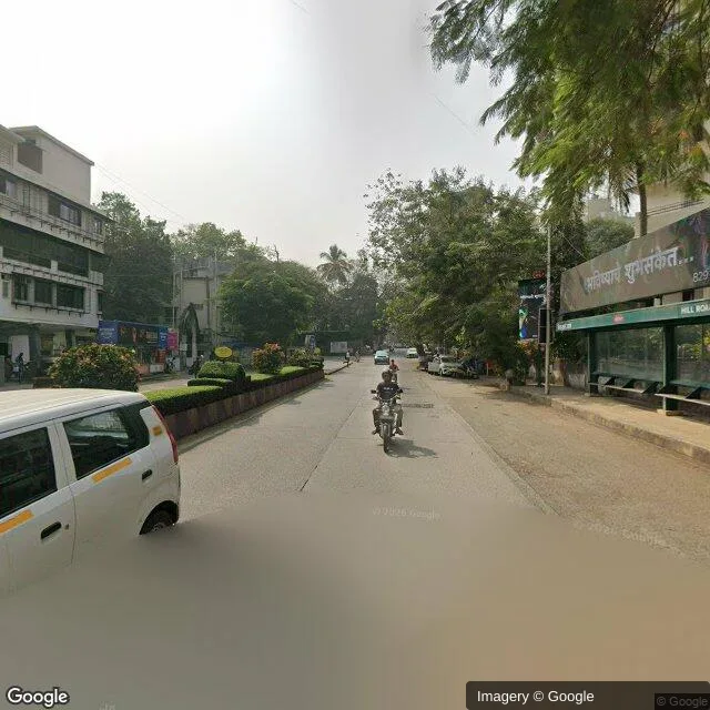 Bus Shelter - Bandra West Mumbai, 102392