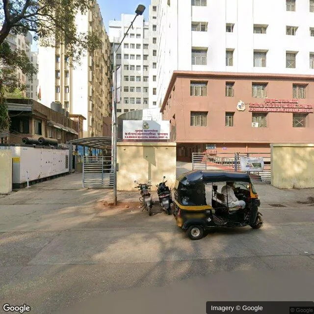 Bus Shelter - Bandra West Mumbai, 102382