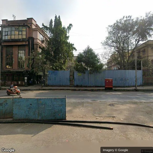 Bus Shelter - Bandra West Mumbai, 102380