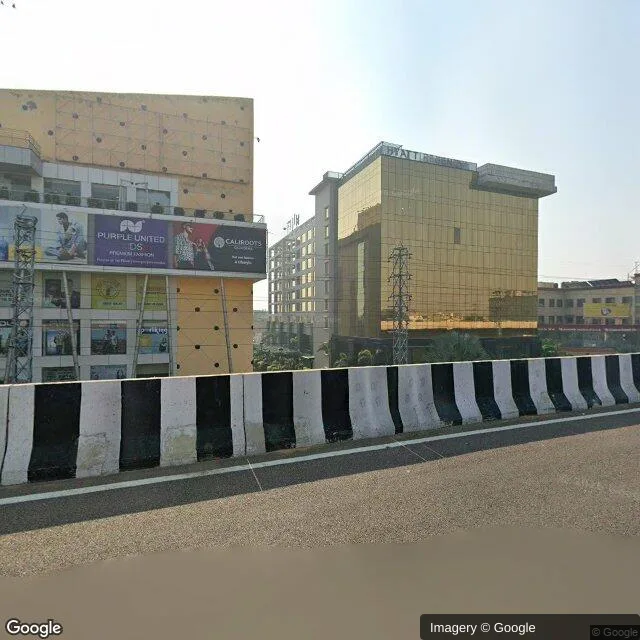 Bus Queue Shelter — Bhai Randhir Singh Nagar, Ludhiana — CupShup