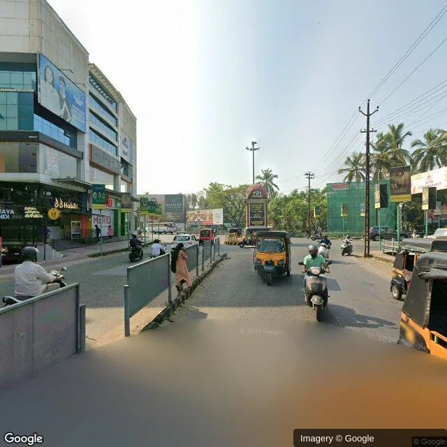 Kiosk at Thavakkara, Kannur — outdoor advertising