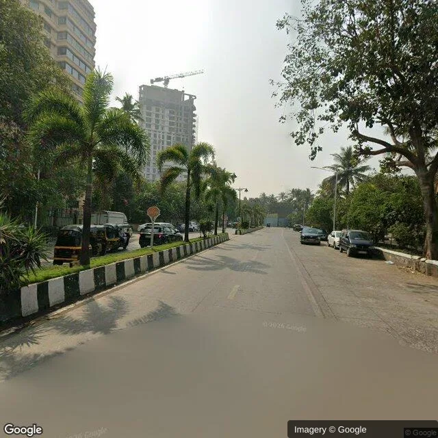 Bus Queue Shelter at Bus Shelter - Bandra West Mumbai, 102443, Mumbai — outdoor advertising