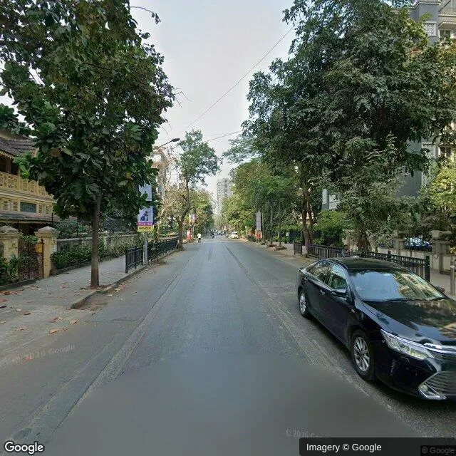 Bus Shelter - Bandra West Mumbai, 102439