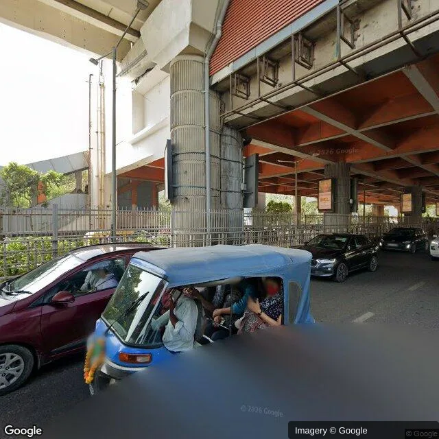 Metro Pillar — Sector 39, Noida — CupShup