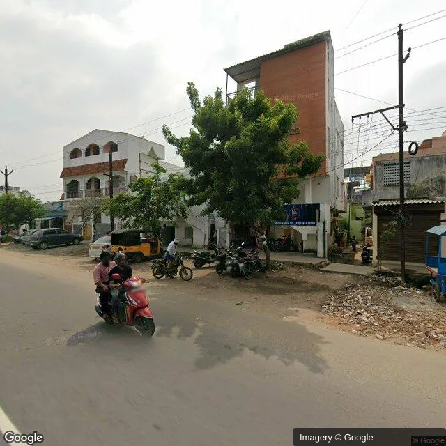 Bus Queue Shelter at Bus Shelter - Tiruchirappalli, 65493, Tiruchirappalli — outdoor advertising